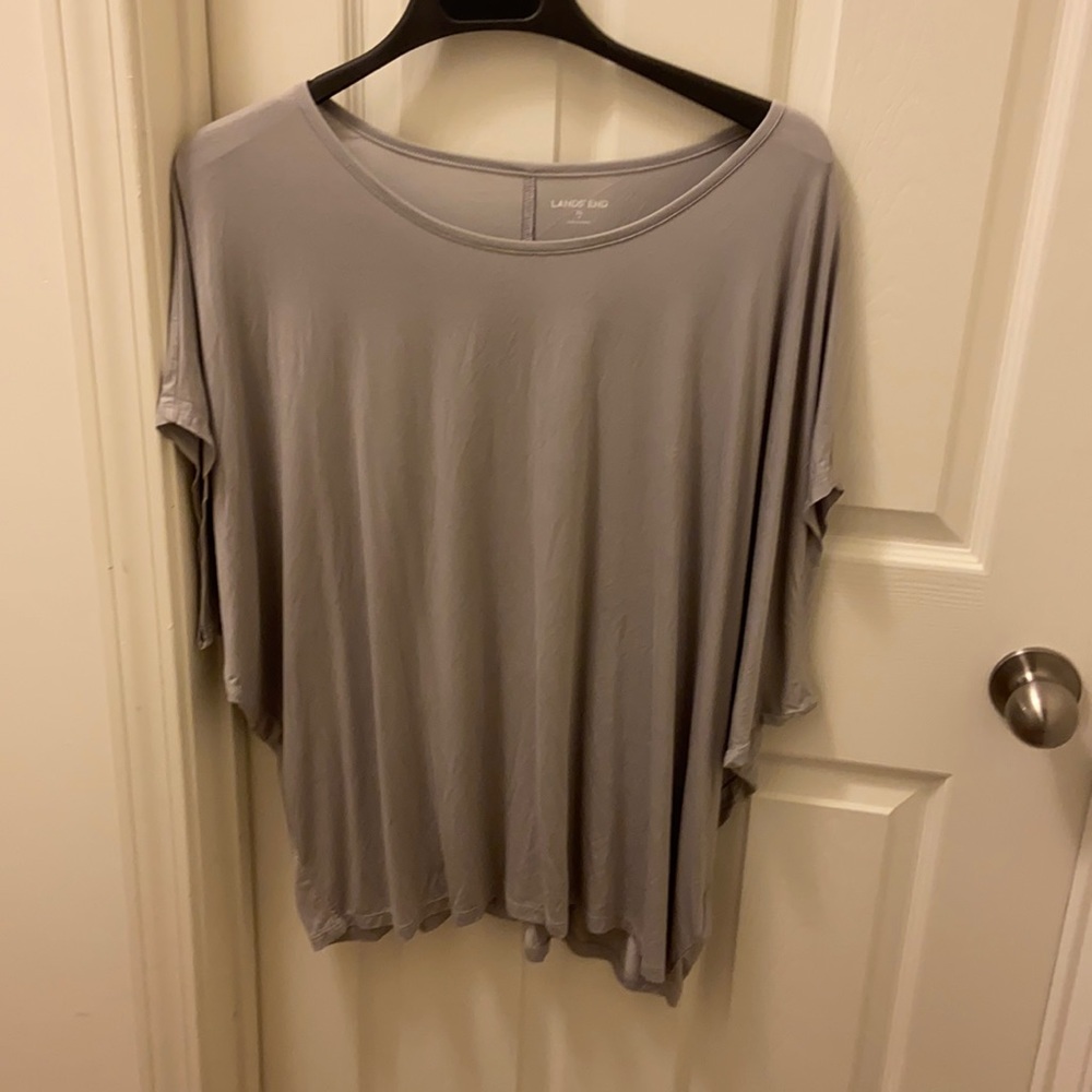 New w/out tags Dolman sleeve lands end top in XL